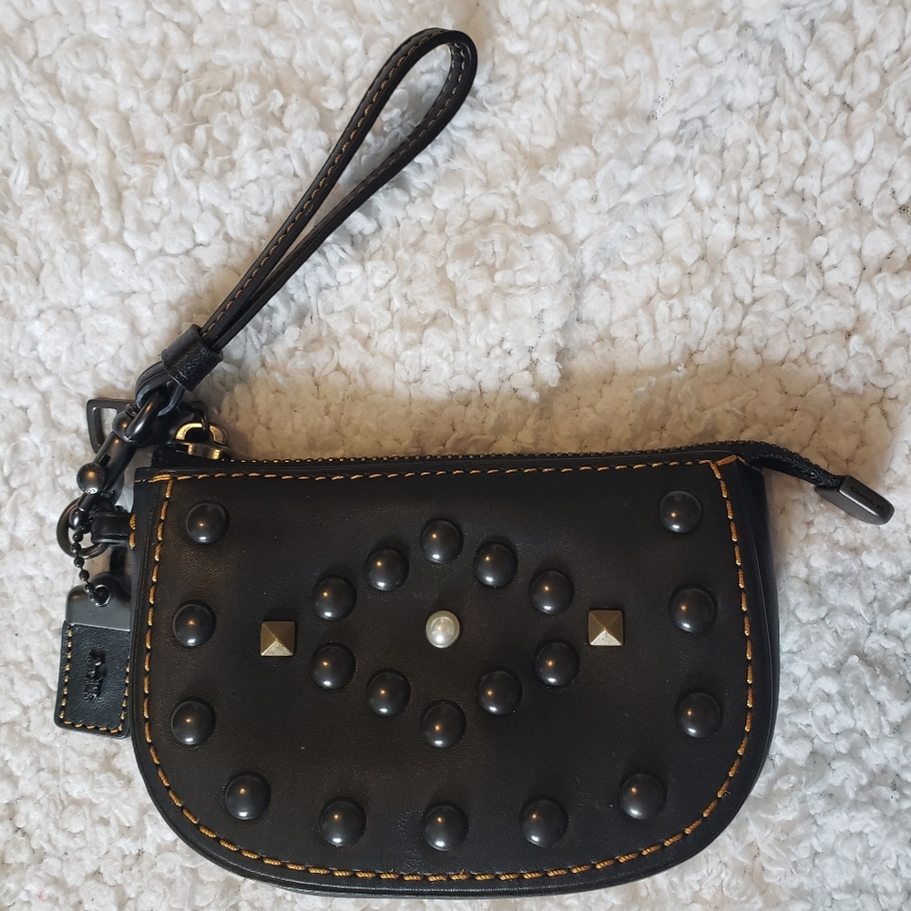 SOLD-Leather Western Rivets Pouch
